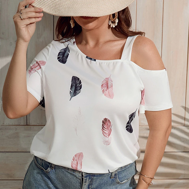 

Блузка женская с открытыми плечами, коротким рукавом и косым воротником