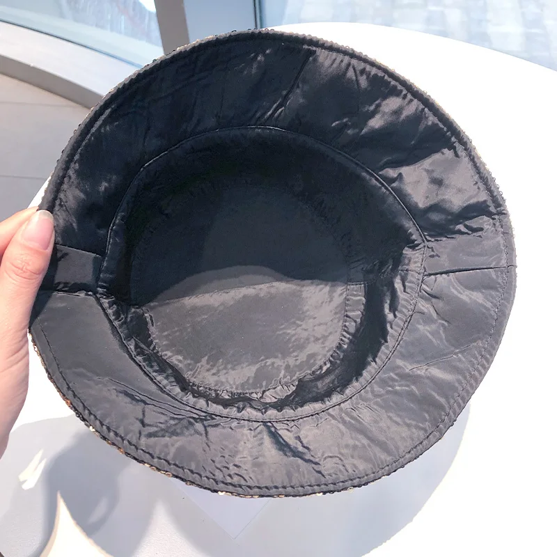 Cappello A Secchiello Reversibile Leopardato: Il Tuo Accessorio Estate, Spiaggia E Trekking - 4