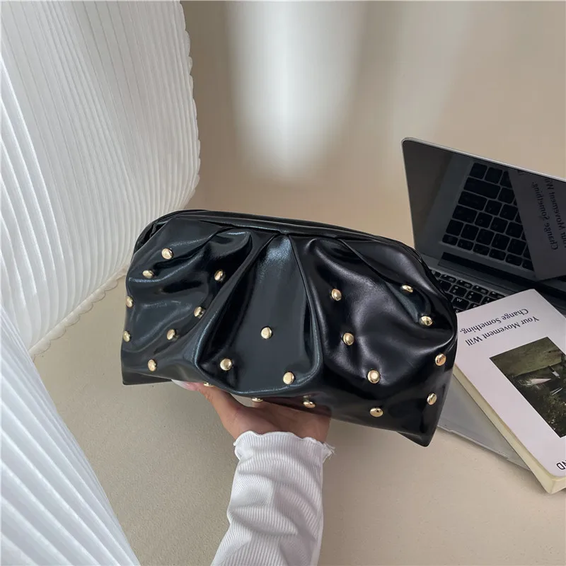 Simple Versatile Clip Evening Handbags for Women Solid Color Rivet Pleated Design Ladies Clutch Female Soft Pu Leather Purse