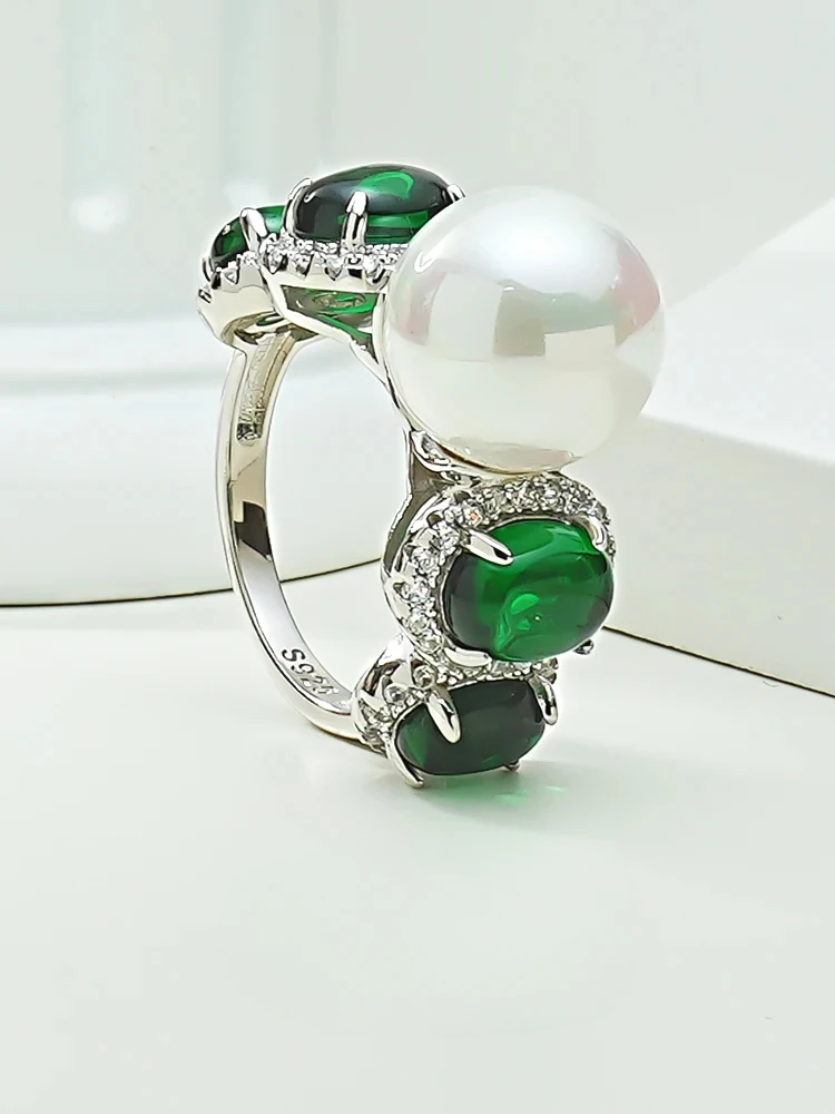 Рисунок 3 - Женское роскошное кольцо из чистого