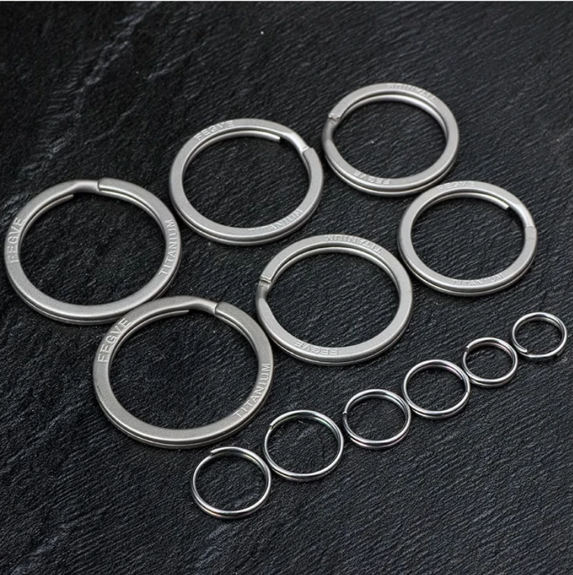 Fegve Titanium Key Rings for Keychain, Side-Pushing Key Chain Rings Split Keyring