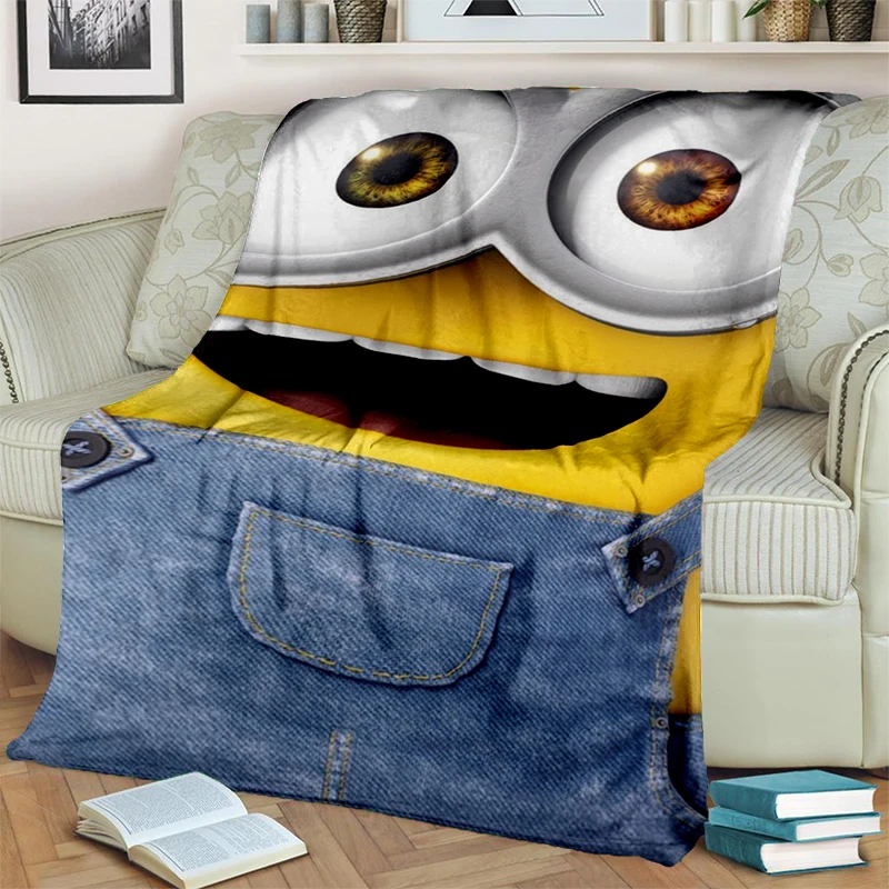 The Lakeside Collection Minions Überwurf – Kuscheldecke Mit Minions Motiv Aus Fleece