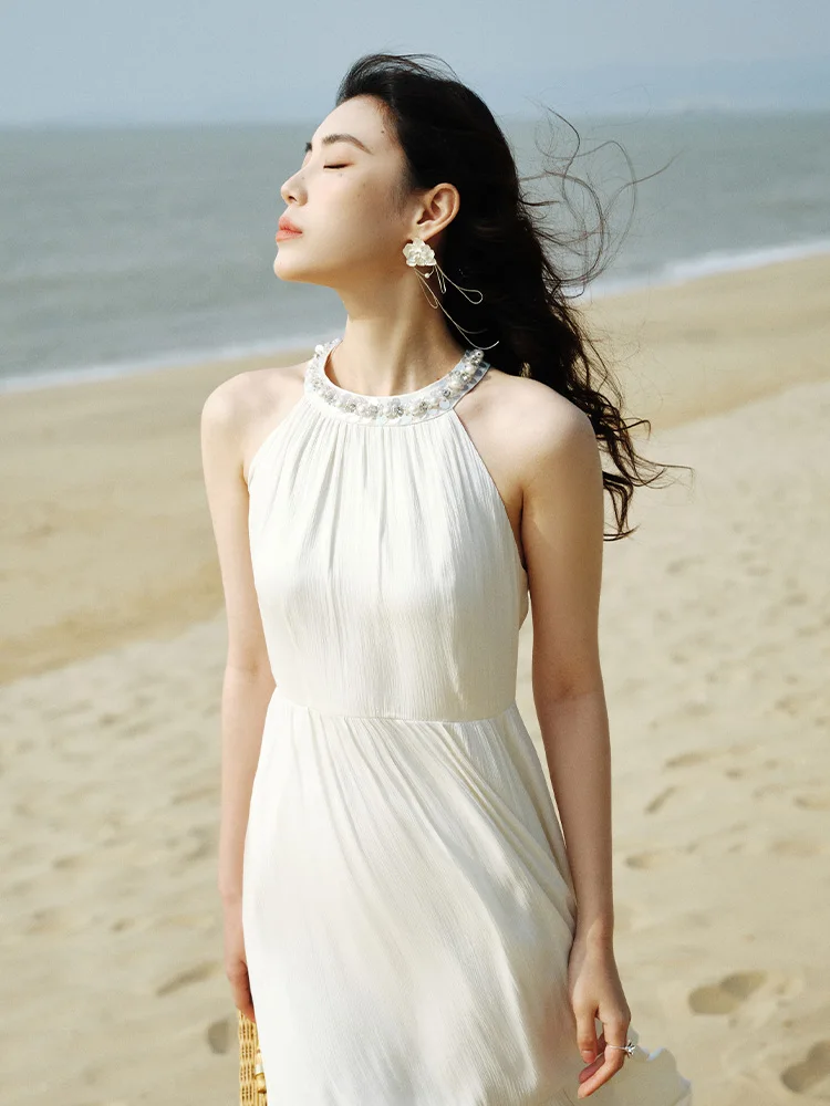 

DUSHU Beige Holiday Halter Dress 2024 Summer New Women Long Loose Thin Dress Beaded Neckline Decoration Chiffon Dress 24DS82815