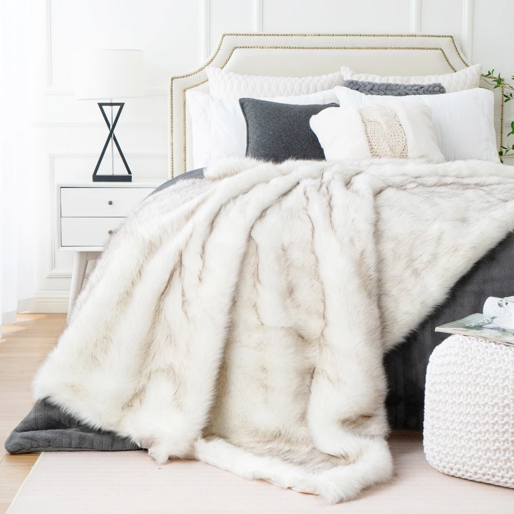 Faux Fur Blanket Plaid for Sofa Luxury Fox Fur Throw Blanket Winter Warm Fluffy Soft Blankets Bedspread on the Bed - Image 4