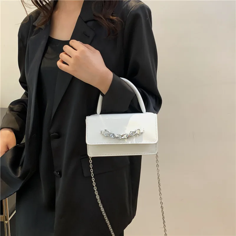 

Small And Niche Square New Bright Chain Crossbody Bag With MiniMalist Style Chain, Hand-Held One Shoulder Flip Cover Bag