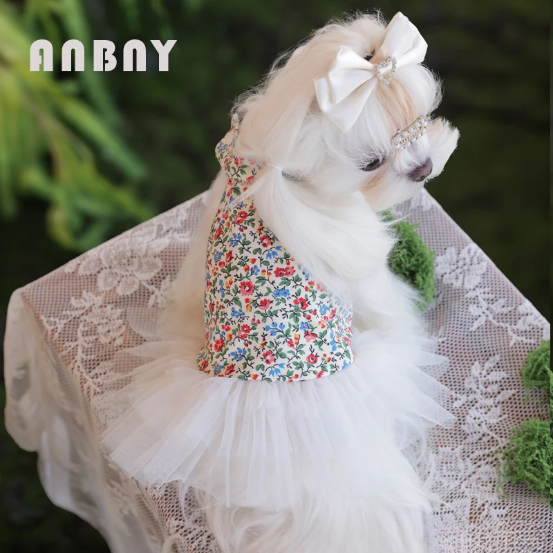 Pet clothes spring new pastoral floral thin dog summer vest Shih Tzu poodle small dog