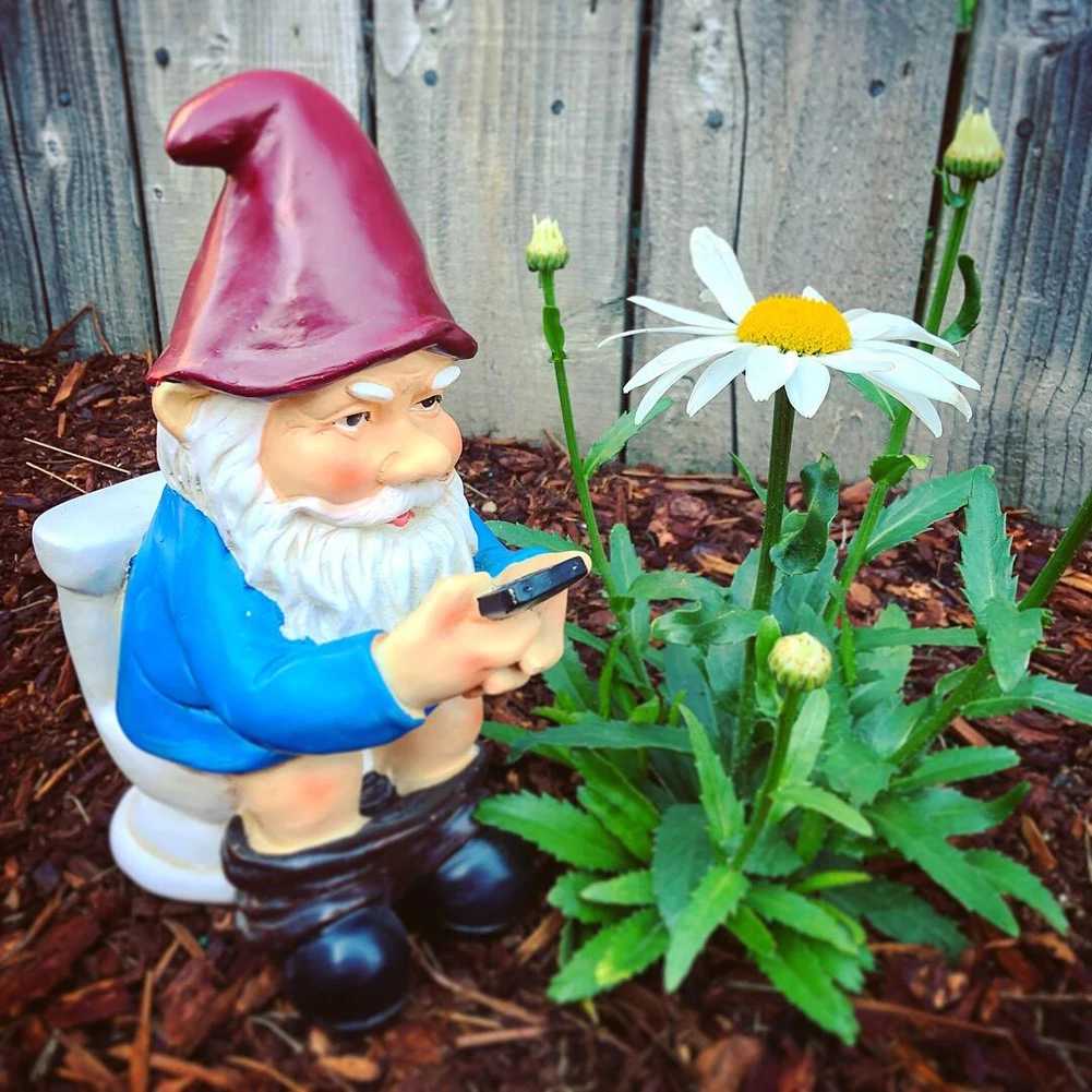 3D Dwarf Toilet Play Phone Statue Garden Gnomes Mini Resin Doll Statue Crafts Outdoor Elf Miniature Garden Dwarf Decoration resin ornaments garden statue garden decoration resin statue resin handicraft ornaments resin ornament