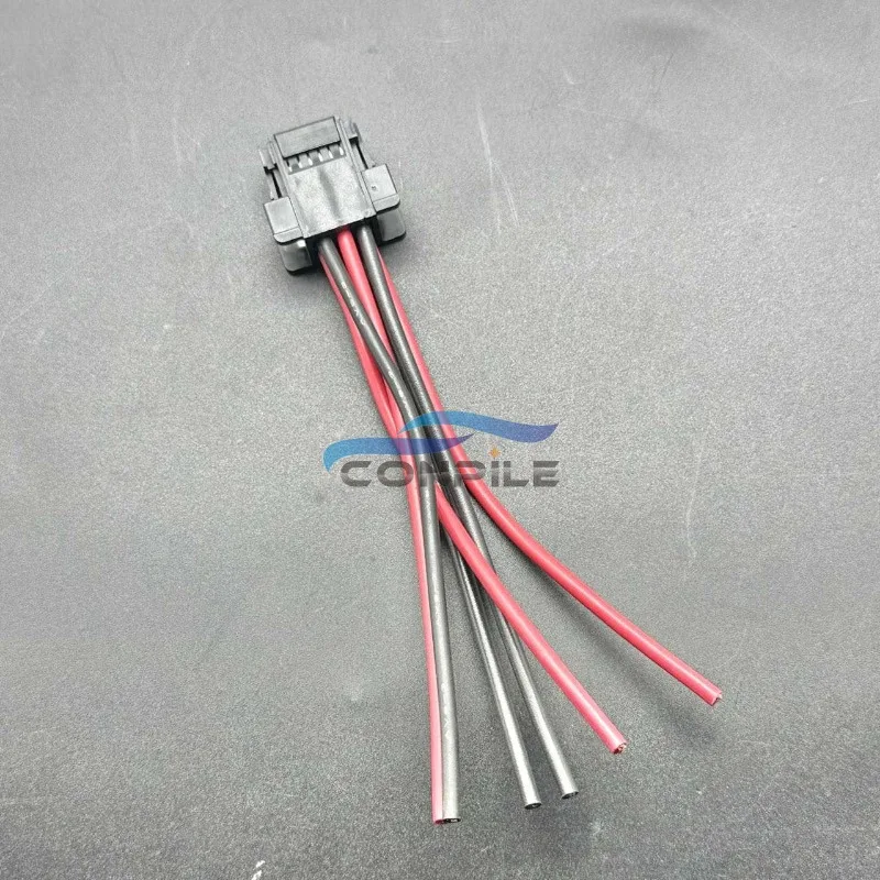 1PCS FOR Peugeot 307 308 408 Citroen Sega The Resistance Plug of Air Conditioner Blower Is micro motor
