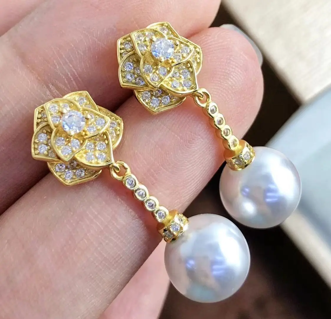 

Classic Pair of South Sea 10-11mm White Pearl Dangle Earring 925s(