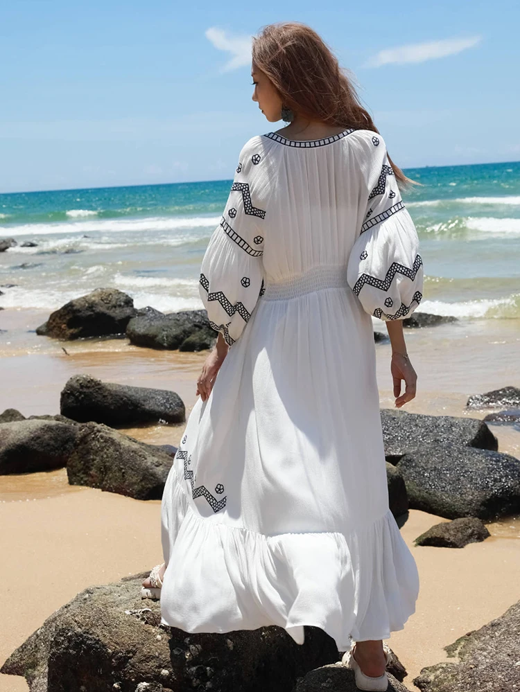 rapunzel tangled dress Enchanted – Little Adventures A combination of ruffles pair:bristol-mini-croissant-leather-bag-ivory Core Colors:Milk Chocolate Floral How to Style a