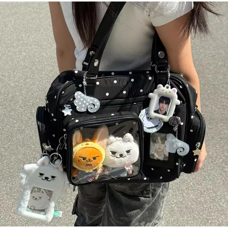 รูปสินค้า กระเป๋าแฟชั่นผู้หญิง หลายสไตล์ ใส่ของได้เยอะ
