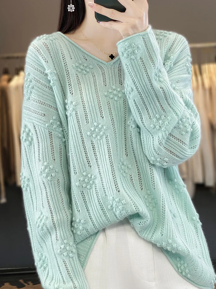 

High Quality Women's V-neck Hollow Out Pullover Sweater Bohemian Style Loose Twist Flower 100% Merino Wool Knitwear Spring Tops