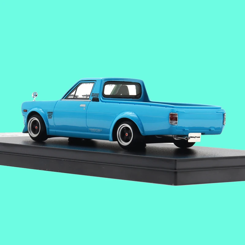 Nostalgia Scale 1:43 Car Model Toys Retro SUNNY TRUCK 1997