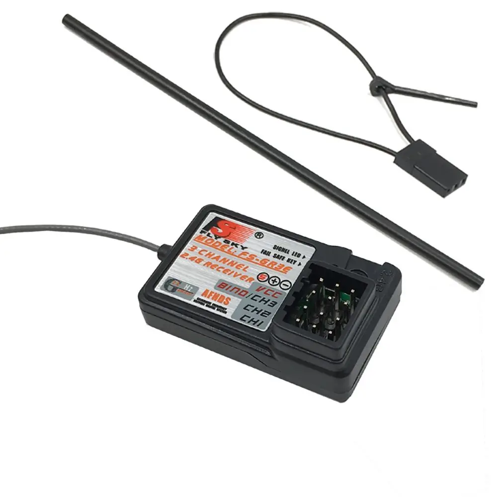 Vue de dessus du récepteur RC 2.4GHz 3 canaux pour voiture et bateau FlySky FS, connecteurs visibles
