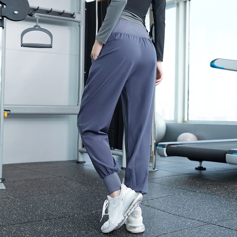 Explorer Pants - Navy Blue | Women's Pants | Sweaty Betty