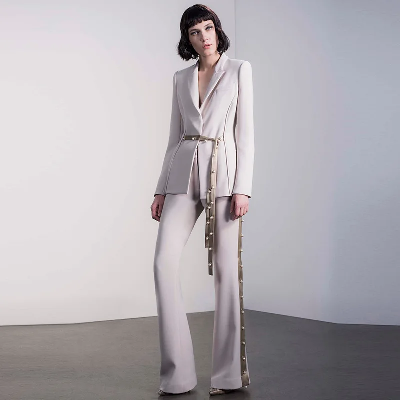 

In The Autumn Of 2022, European And American Stars' New Clothes, Ribbons, Beads, Belts, Suits, Micro Trousers, Women's Suits