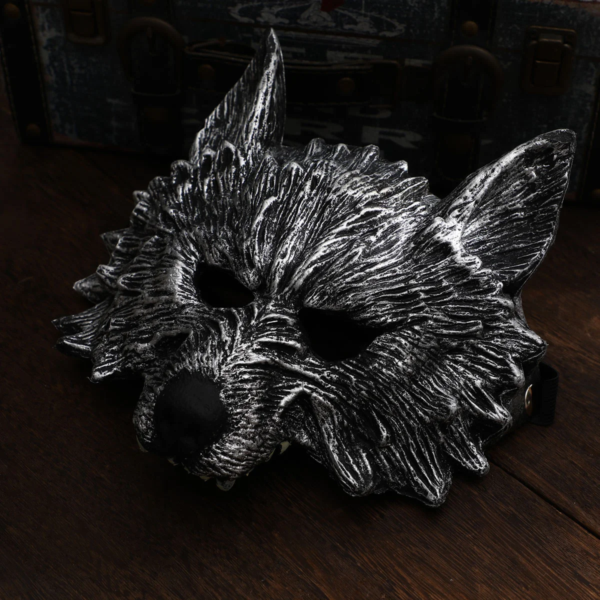 Рисунок 4 - NUOLUX Grey маска голова Волка