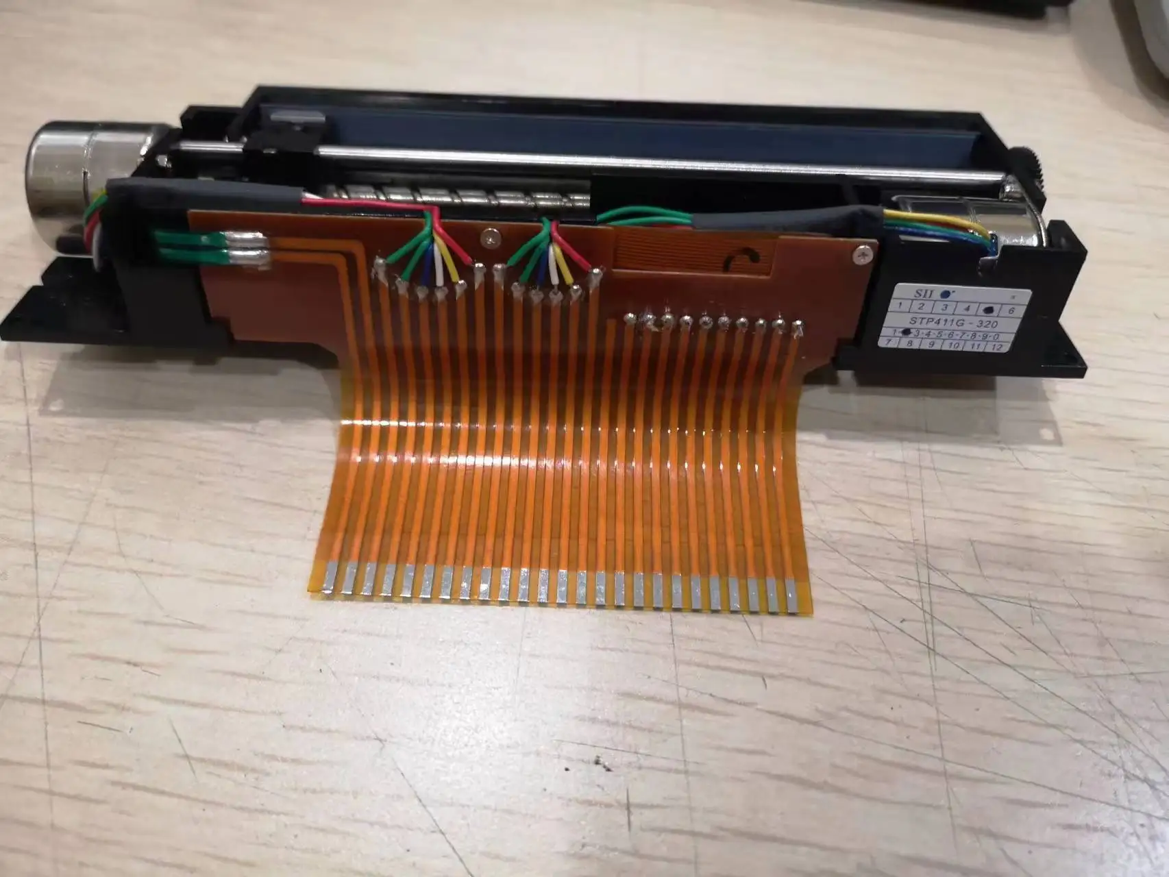 

Thermal PrintHead 10pcs STP411G-320 and 4pcs MTP201-G166 Printhead