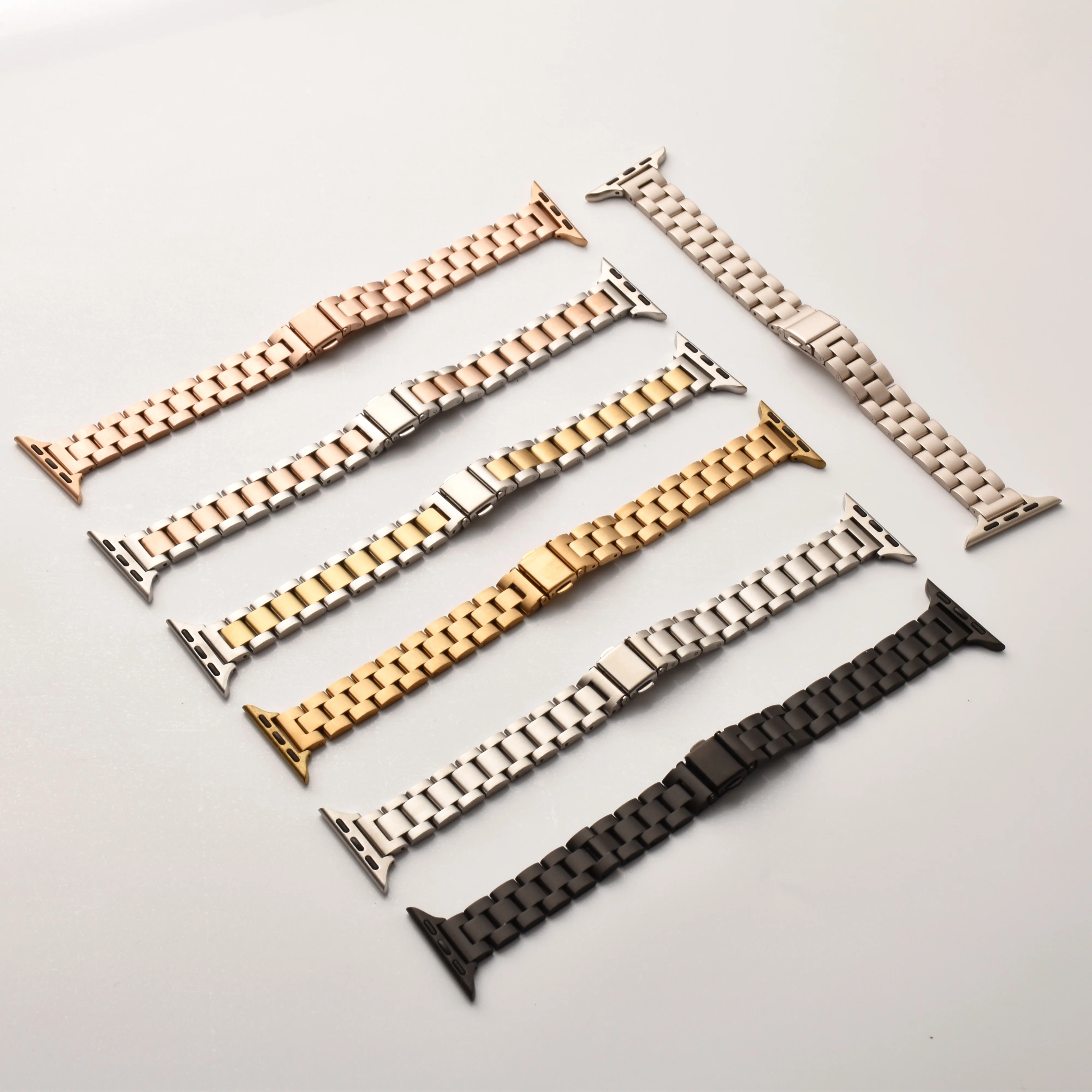 รูปสินค้า สาย Apple Watch สแตนเลสบาง ใช้งานได้กับหลายรุ่น