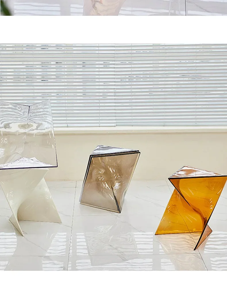 Description Picture 6 of itemLight Luxury Coffee Table for Home, Transparent Acrylic Sofa Side Table, Designer Small Apartment Simple Bedside Table