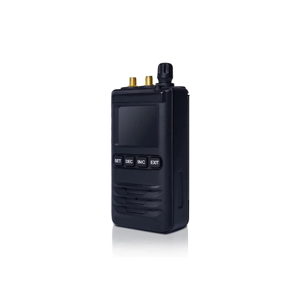 Portable Handheld UAV Anti Drone Detector 1000-3000m Drone Detector System frequency 900-6000MHz
