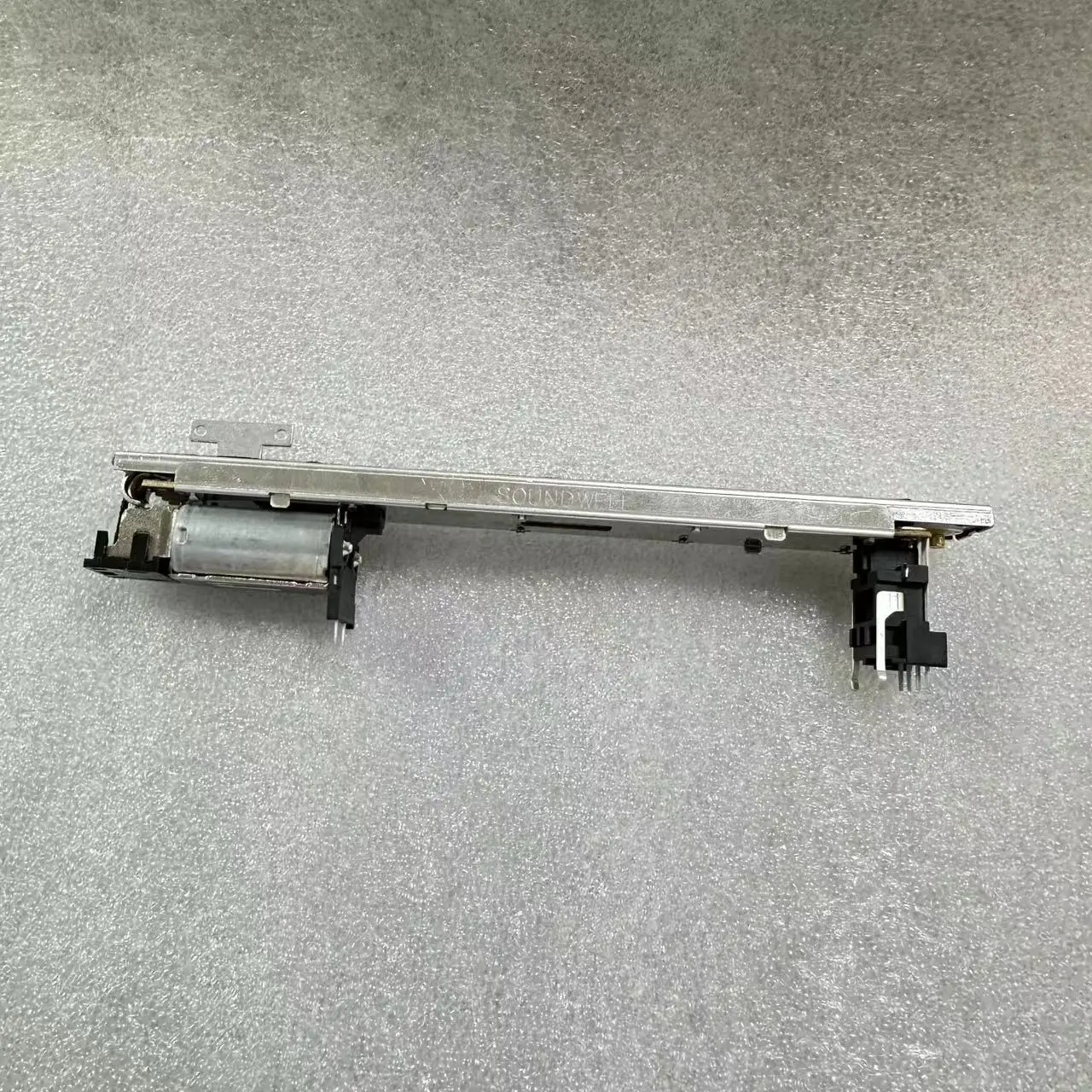 Fader Mestre Movido a Motor Potenciômetro Misturador Elétrico Taiwan Alps Rsa0n11m9a0j Yamaha Ls9 M7cl Dm1000 Dm200 10 Pcs