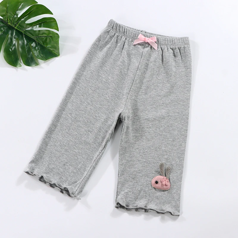 Leggings cortos de estilo fino de verano para niñas de 0 a 6 años, pantalones de seguridad antiexposición para niños, pantalones cortos elegantes para bebés y niños, pantalones de 5 puntos