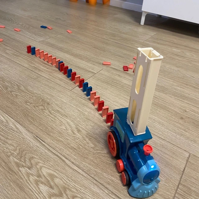 SoundLight Domino Train Set AutoPlacing Design Educational Track Toy STEM Gift for 5-12 Year Olds 2