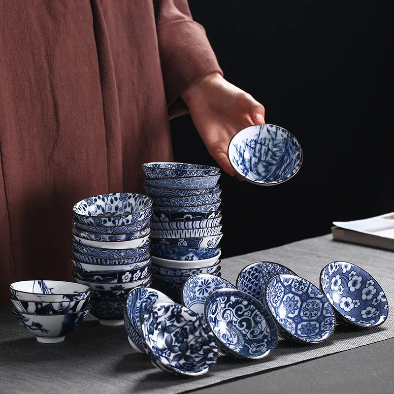Blue And White Porcelain Teacup Chinese Kung Fu Tea Bowl For Puer Ceramic Atique Glaze Master Cup Kitchen Tea Set Accessories tea cup
