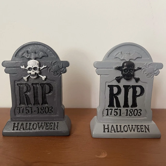 DIY halloween decorations gravestones that will bring your cemetery scene to life