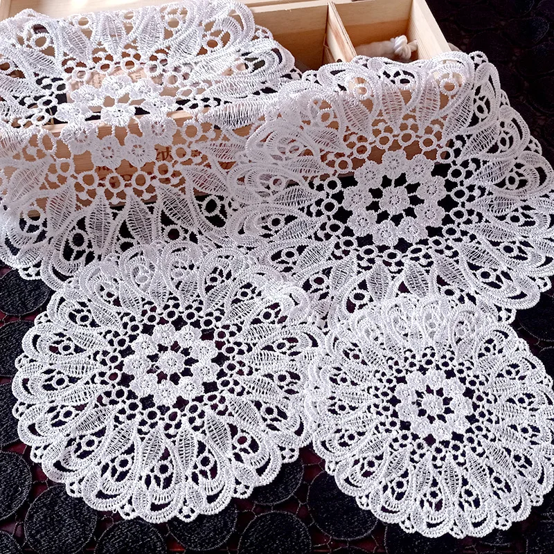 Table plate bowl insulation pad round hollow coaster lace embroidered tablecloth fabric decoration 1 PCS lace coaster