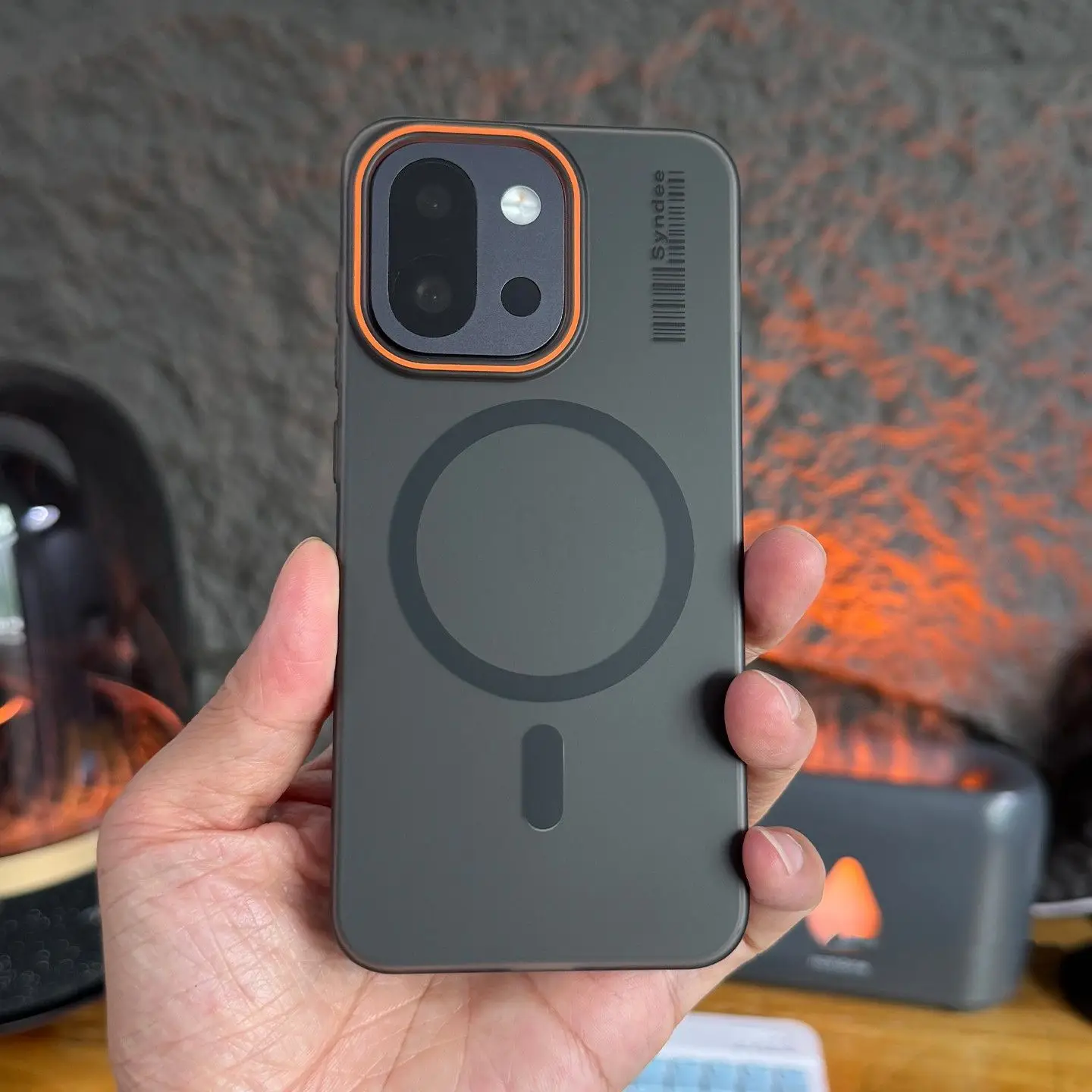 Luxurious Magnetic Lens Protection Case - Shockproof Bumper Cover