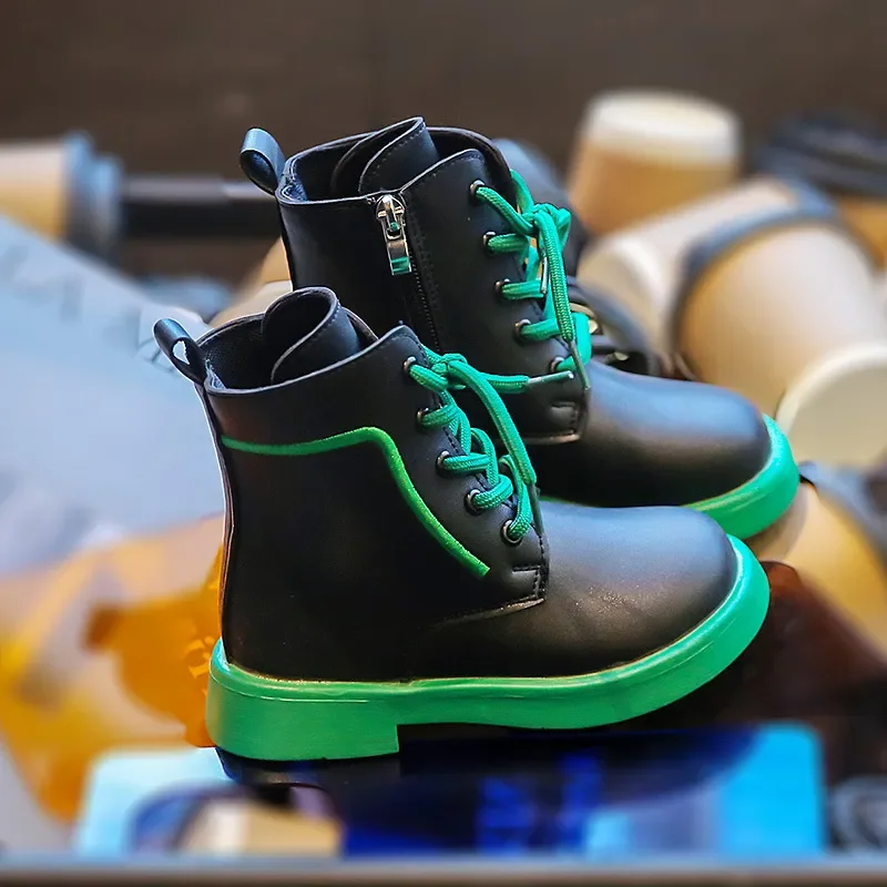 

Winter Girls' New Shallow Mouth Soft Sole Warm Small Leather Boots for Children's Fashion Colored Low Barrel Short Boots