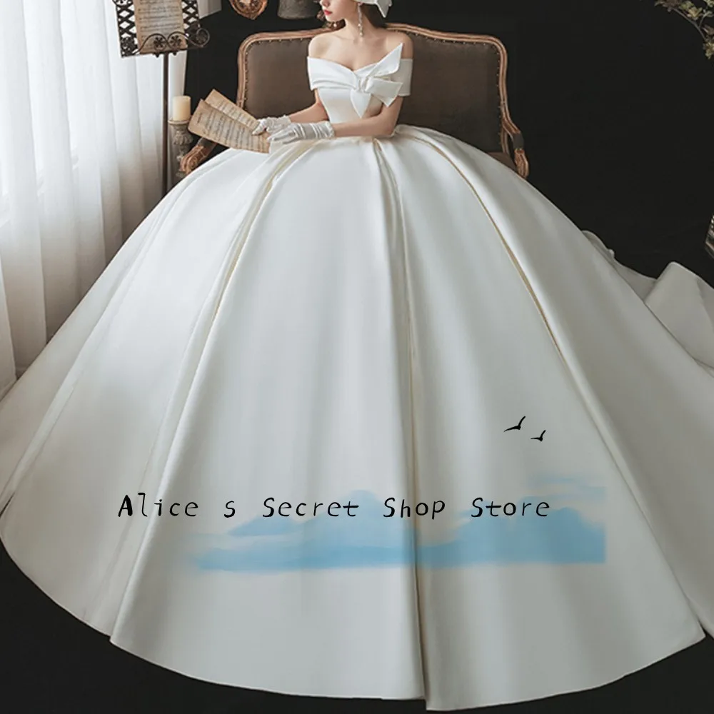 

Classic White Wedding Dress A-Line Off The Shoulder Bridal Gown For Women/Plus Size Bespoke Dress For Women