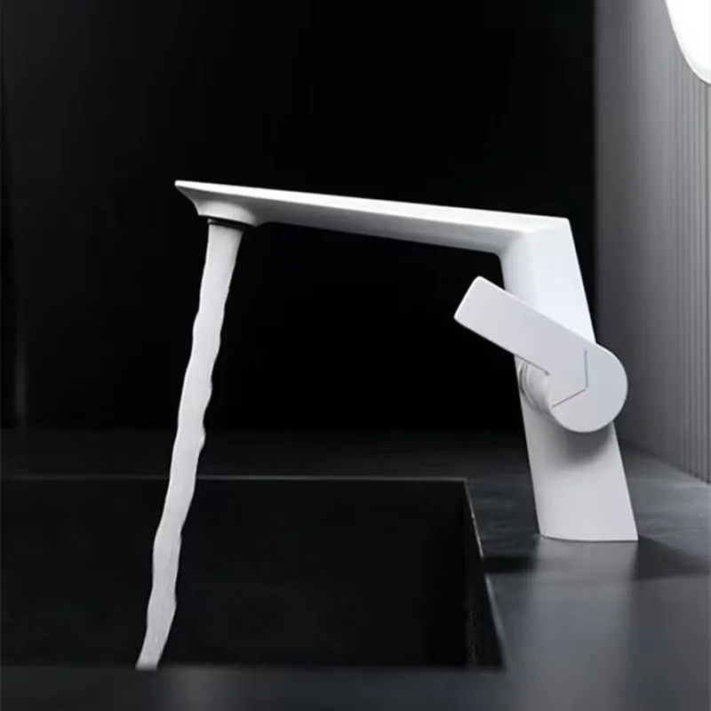 Cold and hot water faucet for airplane wash basin, Nordic hotel bathroom sink and vanity basin Convenient Installation Design