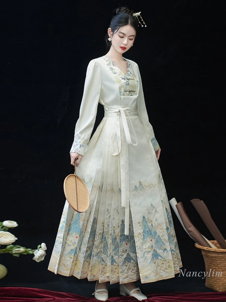 

New Chinese Style Horse-Face Skirt Matching Top Suit Women's Spring 2 Piece Sets 2024 New High-Grade Daily Hanfu Outfits