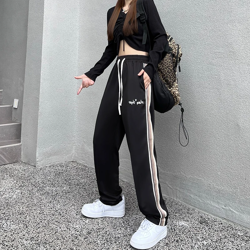 ladies cropped trousers 2022 Spring and Autumn new black loose embroidery letters casual pants straight pants INS tide pants cargo capris