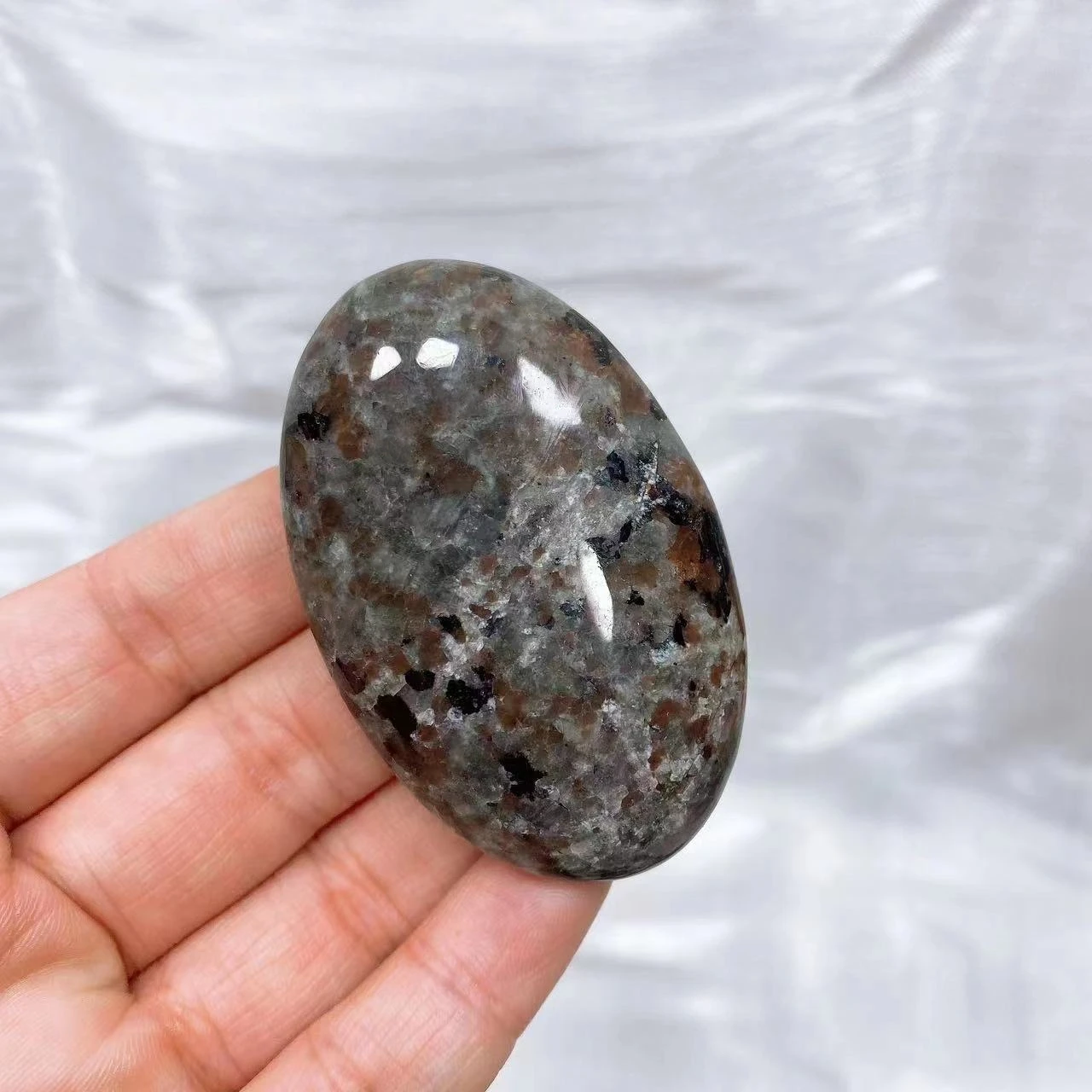 55*35MM Natural Yooperlite Crystal Hot Compress Massage Pocket Palm Stone Energy Gemstone Reiki Healing Mineral  Home Decor Gift 5