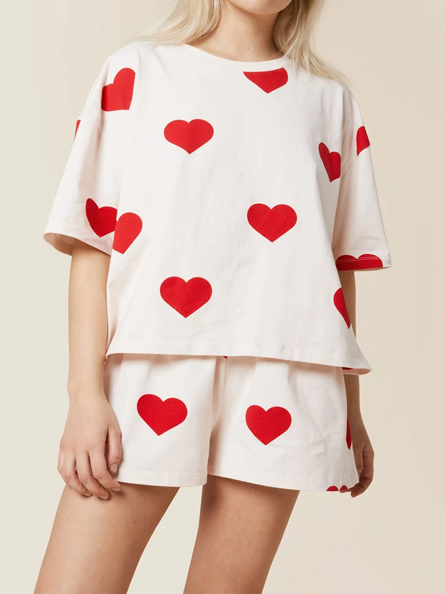 

Women Casual Pajama Set Short Sleeve Hearts Print Top Short 2 Piece Sleepwear Loungewear Outfits