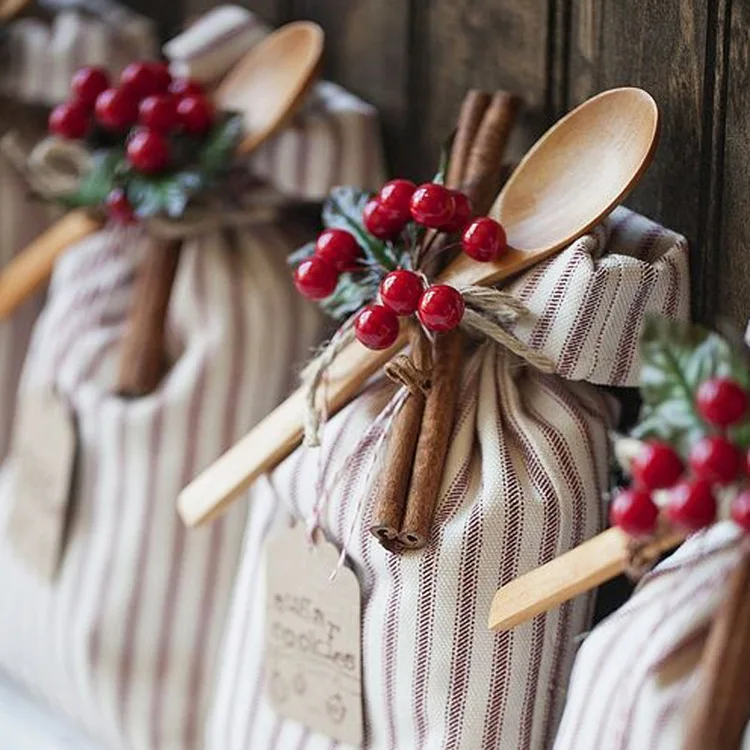 1000/50x Mini Artificial Berries Red Fake Berry Cherry Stamen for Christmas DIY Floral Wreath Ornament New Year Party Home Decor 4 1000/50x Mini Artificial Berries Red Fake Berry Cherry Stamen for Christmas DIY Floral Wreath Ornament New Year Party Home Decor 4