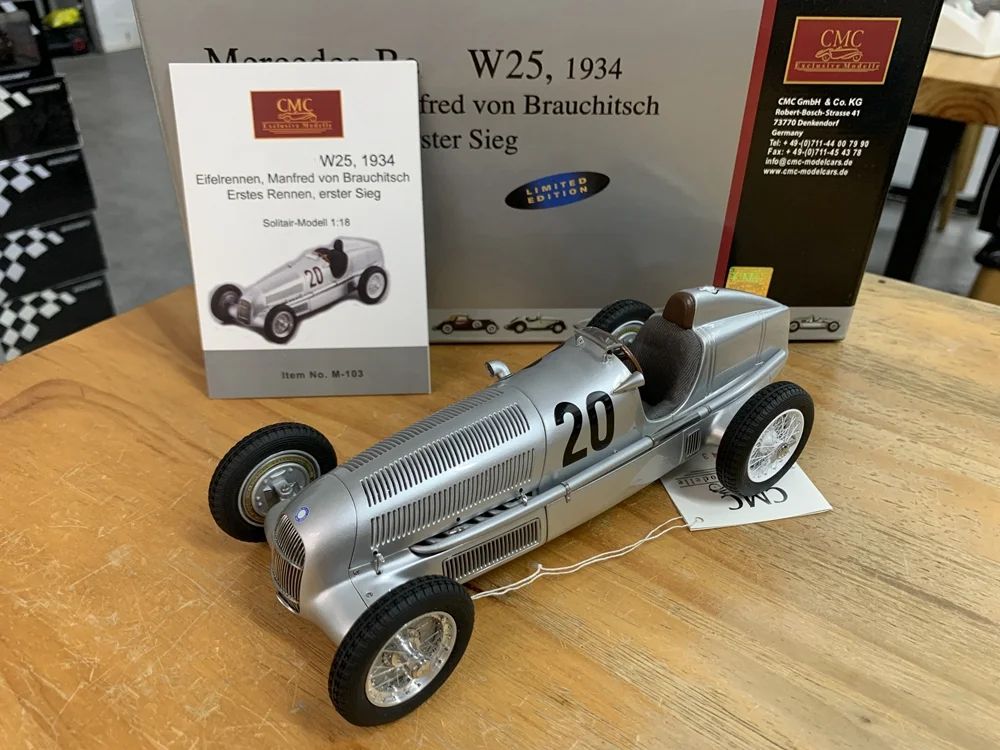 

CMC 1:18 W25 1934 M103 #20 Alloy Fully Open Simulation Limited Edition Alloy Metal Static Car Model Toy Gift