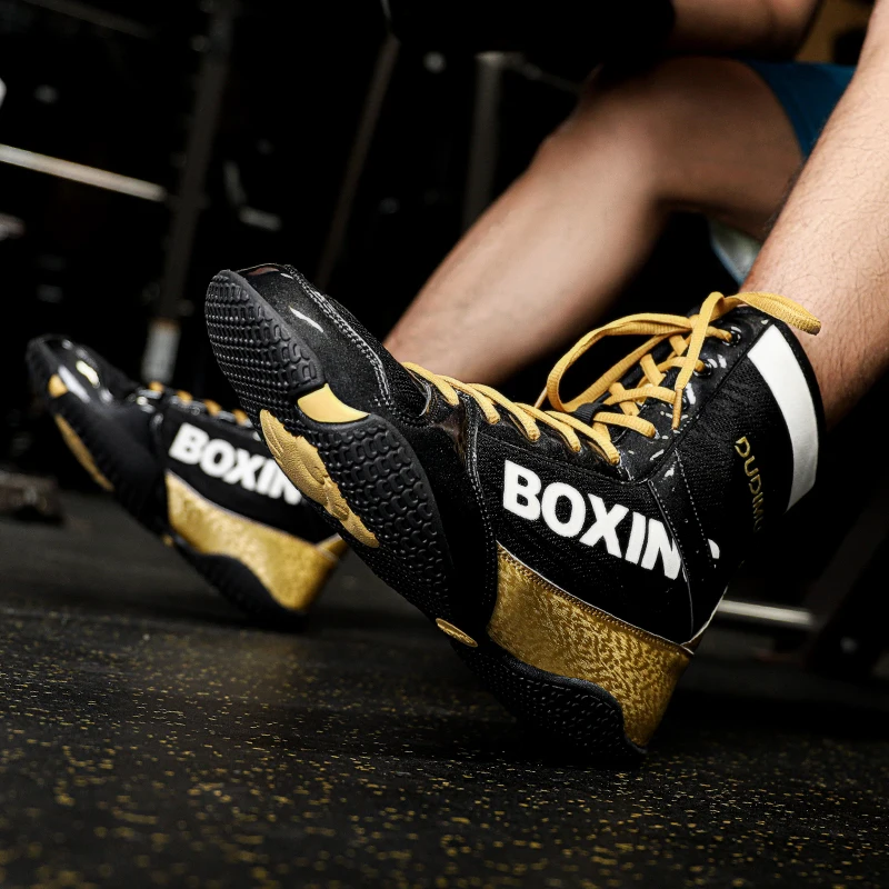 New Breathable Boxing Shoes Men's Lightweight Boxing Boots Women's Anti-slip Flight Sneakers Casual Comfortable Wrestling Shoes