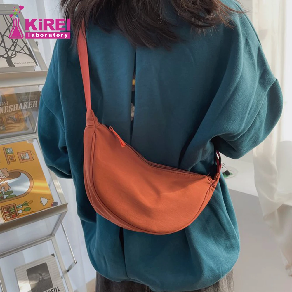 new fashion chest bag women's large-capacity travel messenger women's half-moon waist bag women's daily street waist bag