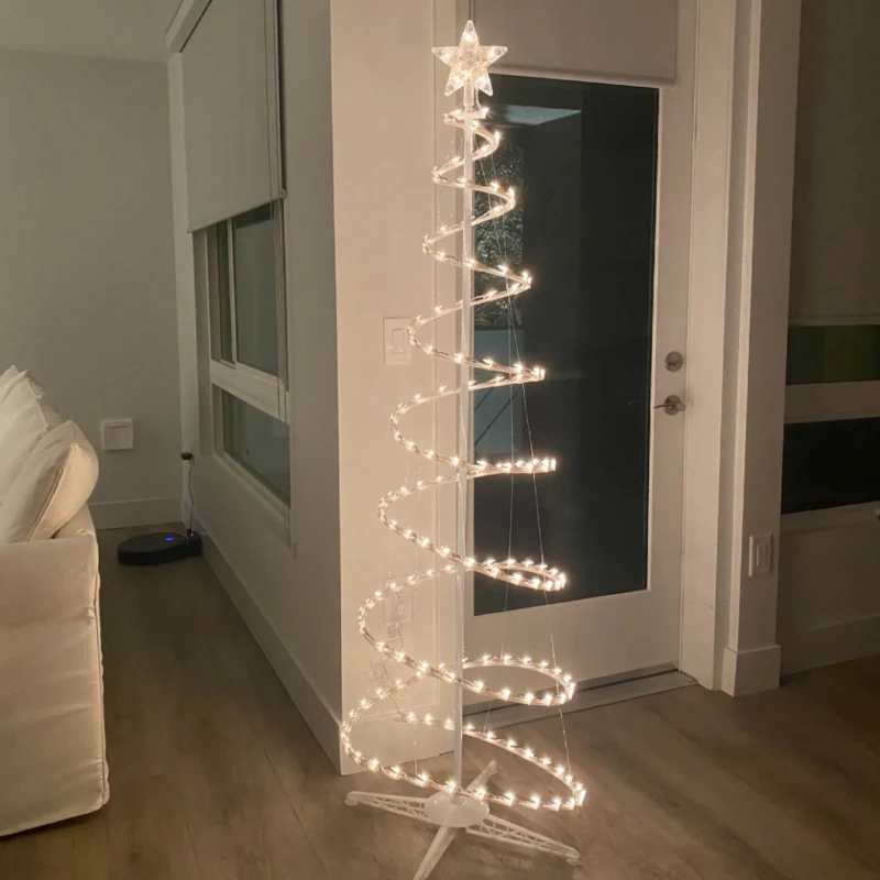 

Target Christmas tree light little red book same DIY assembly bedroom decoration spiral tree light birthday mood light