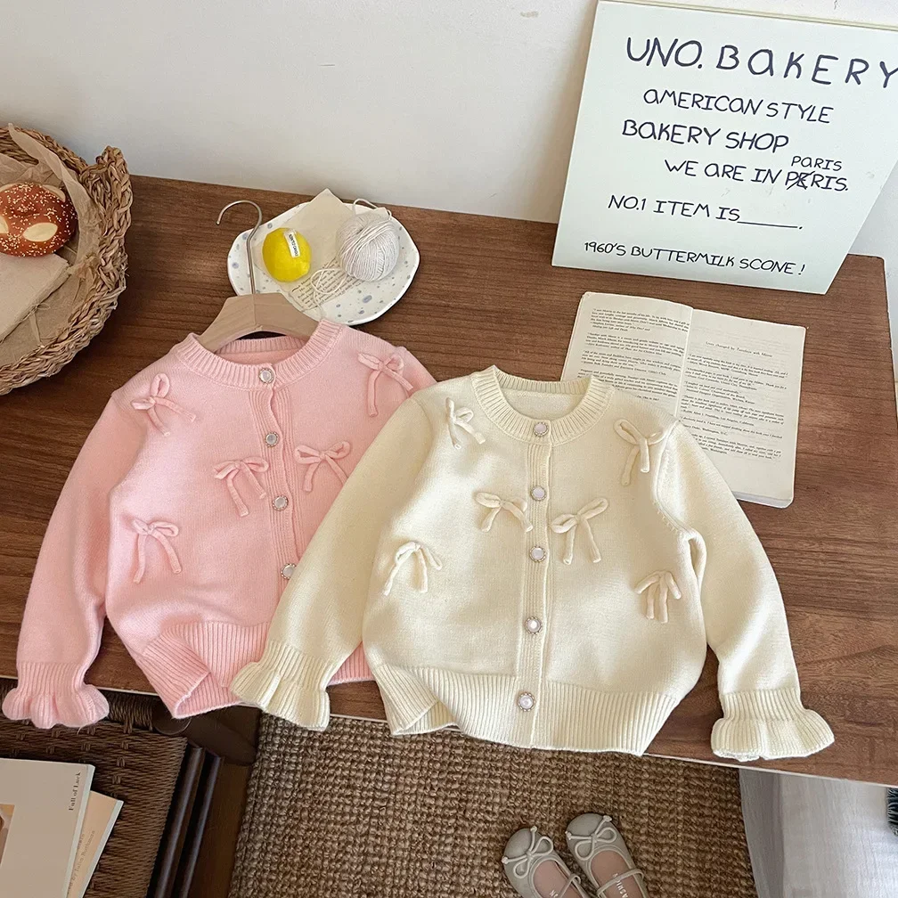 Ropa para niños 2024 Otoño e Invierno nuevo artículo niñas cárdigan de punto con lazo suéter chaqueta lindo bebé dulce Top moda - Imagen 5