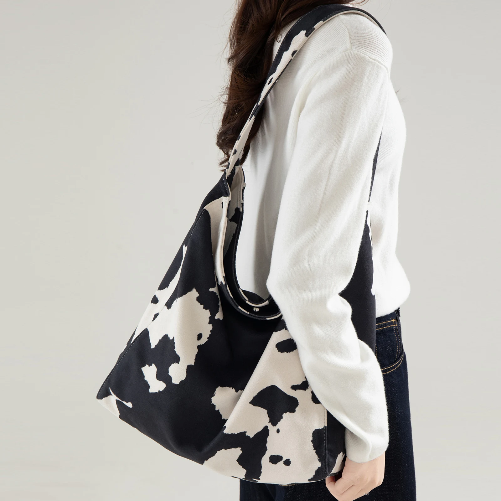 Cow Print Tote Bag Hobo Bag Large Capacity Slouchy Shoulder Bag Soft Casual Commute Satchel for Women Travel Shopping Work