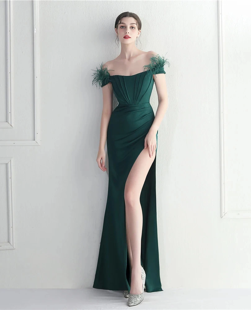 

Elegant 2024 Women's Formal Occasion Party Dress Off The Shoulder Slit Evening Dress with Feathers Emerald Green Long Prom Gowns