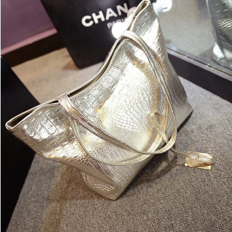 Large Capacity Single Shoulder PU Handbag Cross-border Crocodile Pattern Women's Bag Fashionable European and American Commuting Bag Tote Bag_voghion.com