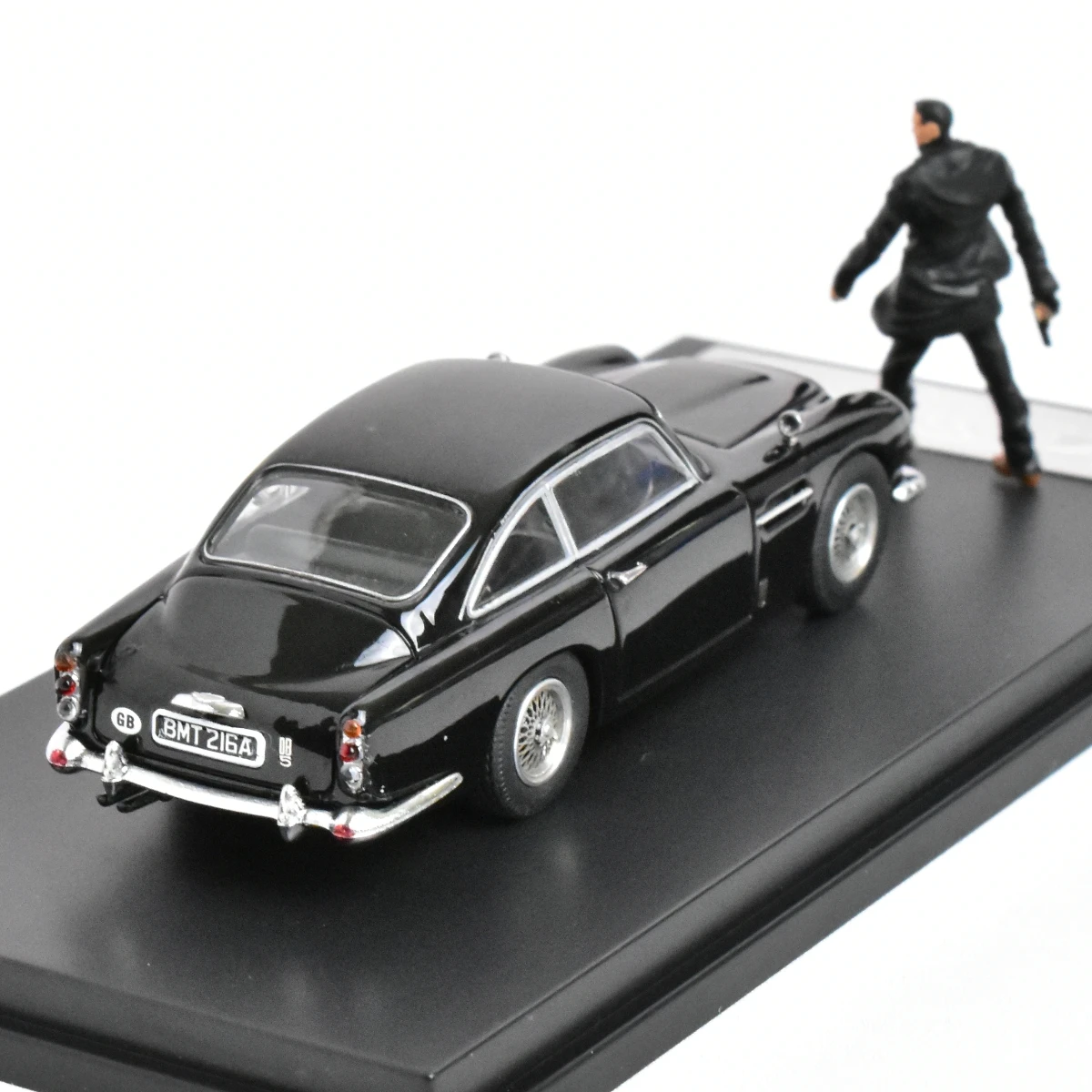 1/64 James Bond Film 1964 Aston Martin DB5 Alloy Car Model Classic