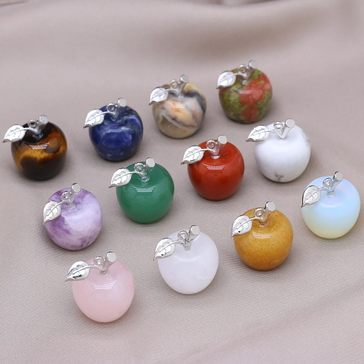 Apple Natural Stone Amethyst Agate Rose Quartz Artwork Healing Energy Fruit Sculpture Christmas Decorative Pendant Gift 4